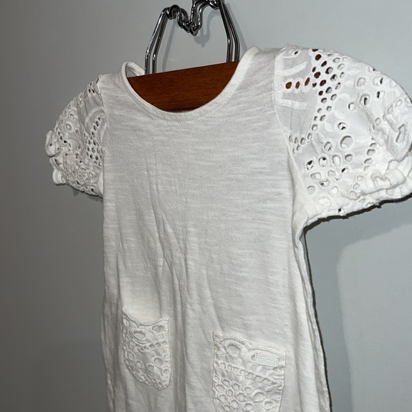 NWT 7 For All Mankind White Boho Crochet Burnout Baby Onesie- 6 to 9 months - Picture 5 of 12